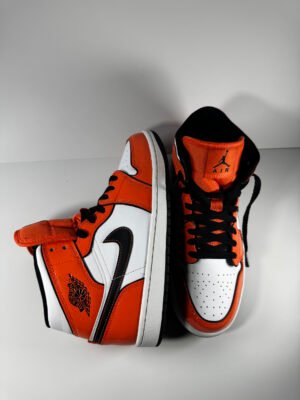 Jordan 1 Zoom Air CMFT Orange Black White Sneakers Men's Size 8.5