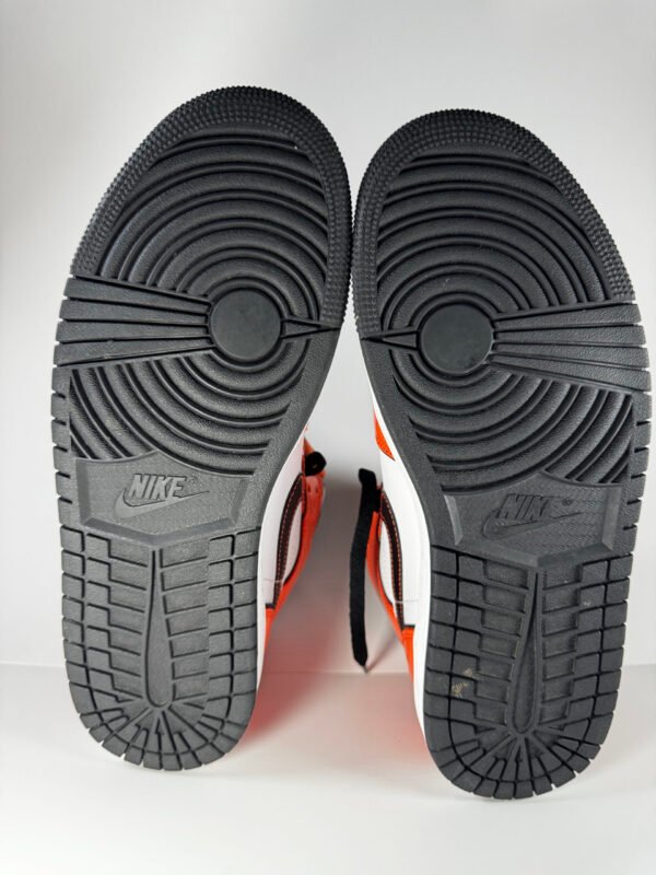 Jordan 1 Zoom Air CMFT Orange Black White Sneakers Men's Size 8.5