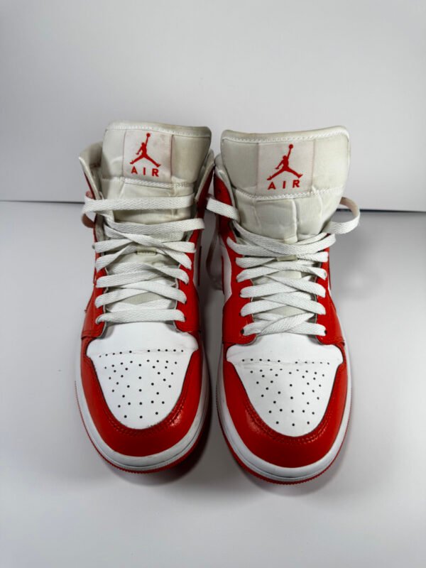 IMG_2934 Nike Air Jordan 1 Mid Gym Red White BQ6472-116 Youth Size 8Y / Women's 9.5